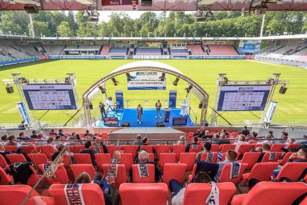 Netzwerk_im_Stadion